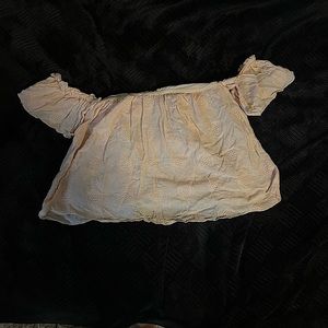 O’neill cropped off the shoulder shirt